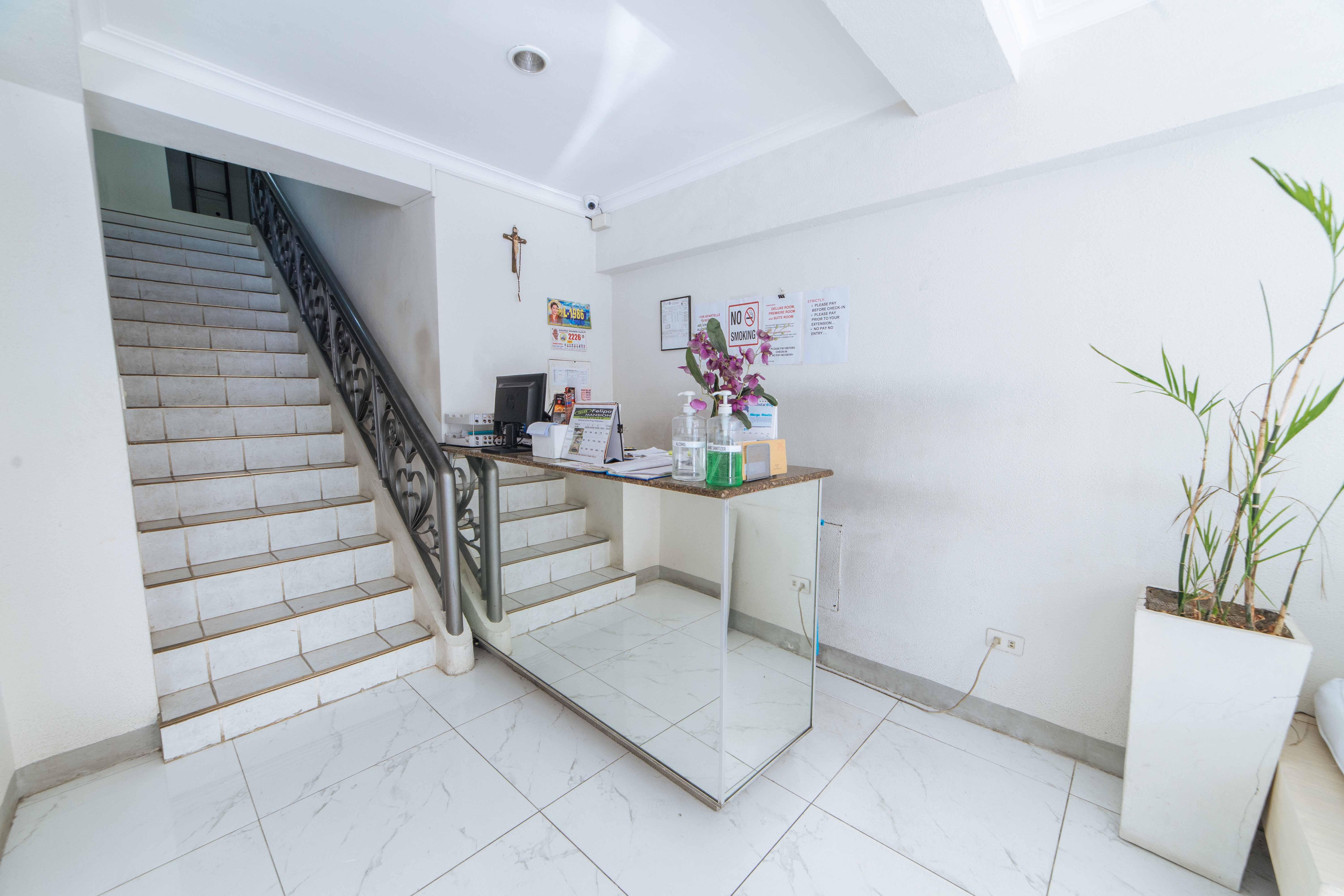 Reddoorz At Samat Mandaluyong Hotel Exterior photo