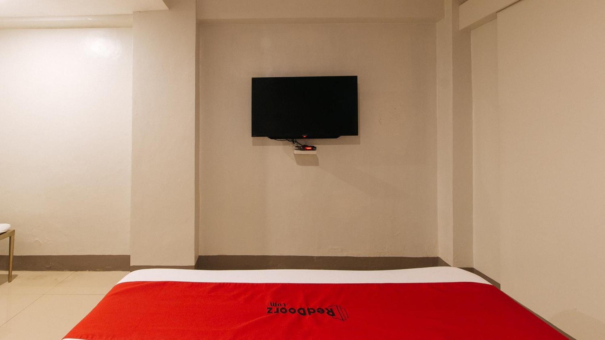 Reddoorz At Samat Mandaluyong Hotel Exterior photo
