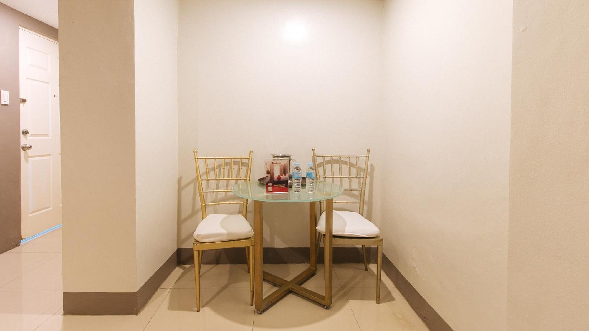 Reddoorz At Samat Mandaluyong Hotel Exterior photo